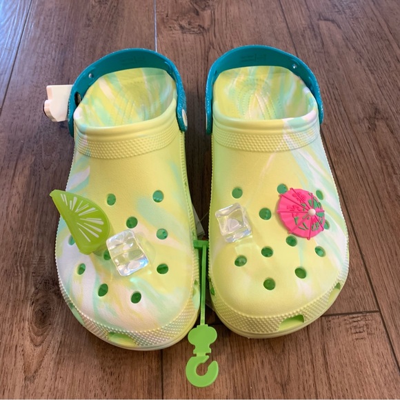 Size 11 / 13W  Crocs x MARGARITAVILLE BEACH CLASSIC CLOG [ 207369-3u4 ] Limited - Picture 1 of 7